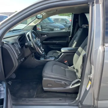Another view of 2018 GMC Canyon SLE1 for sale in Gurnee, IL at CarWise Gurnee