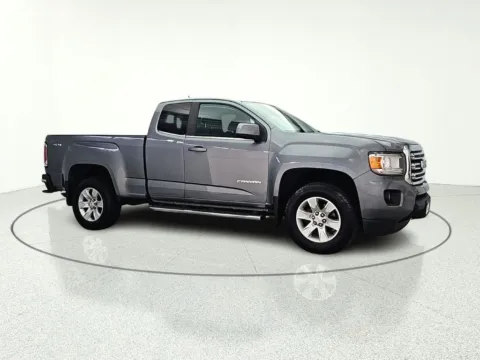 Photos of 2018 GMC Canyon SLE1 for sale in Gurnee, IL at CarWise Gurnee