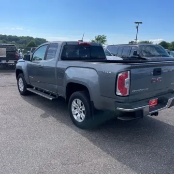 Photos of 2018 GMC Canyon SLE1 for sale in Gurnee, IL at CarWise Gurnee