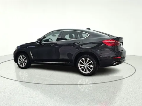 More photos of 2018 BMW X6 xDrive35i at CarWise Gurnee, IL