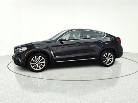 Another view of 2018 BMW X6 xDrive35i for sale in Gurnee, IL at CarWise Gurnee