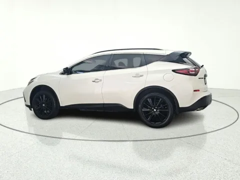 More photos of 2021 Nissan Murano SL at CarWise Gurnee, IL