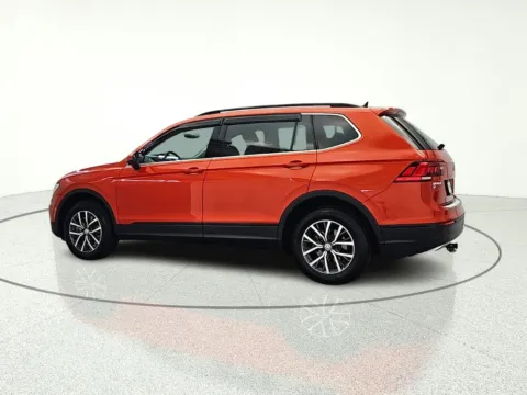 More photos of 2019 Volkswagen Tiguan 2.0T SE at CarWise Gurnee, IL