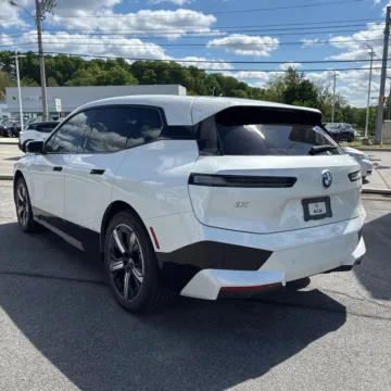 Photos of 2023 BMW iX xDrive50 for sale in Gurnee, IL at CarWise Gurnee
