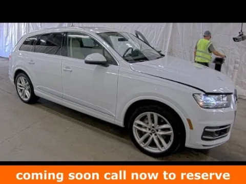 White 2018 Audi Q7 3.0T Prestige for sale in Gurnee, IL