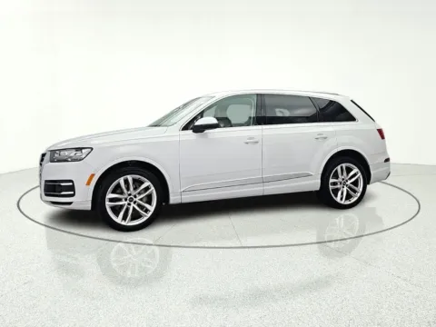Another view of 2018 Audi Q7 3.0T Prestige for sale in Gurnee, IL at CarWise Gurnee
