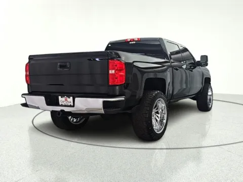 More photos of 2018 Chevrolet Silverado 1500 LT at CarWise Gurnee, IL