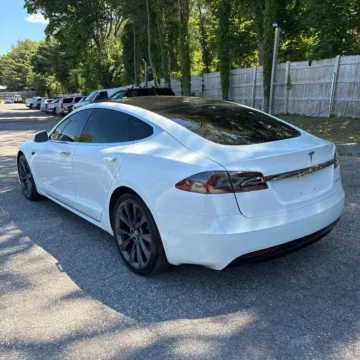 Photos of 2021 Tesla Model S Long Range for sale in Gurnee, IL at CarWise Gurnee