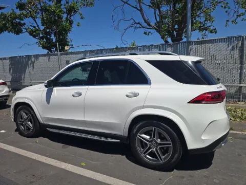 Photos of 2020 Mercedes-Benz GLE 350 for sale in Gurnee, IL at CarWise Gurnee
