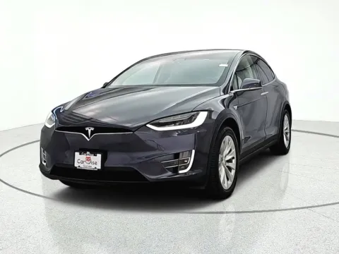 Photos of 2018 Tesla Model X 75D for sale in Gurnee, IL at CarWise Gurnee