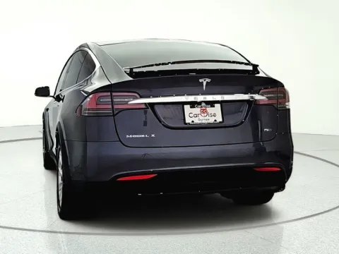 More photos of 2018 Tesla Model X 75D at CarWise Gurnee, IL