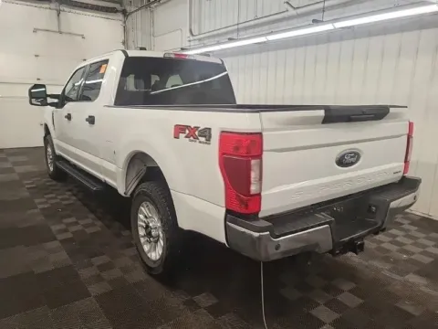 Photos of 2021 Ford F-250SD XLT for sale in Gurnee, IL at CarWise Gurnee