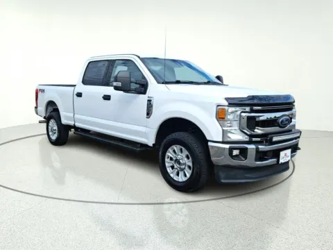 Photos of 2021 Ford F-250SD XLT for sale in Gurnee, IL at CarWise Gurnee