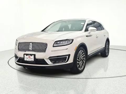 Photos of 2019 Lincoln Nautilus Reserve for sale in Gurnee, IL at CarWise Gurnee