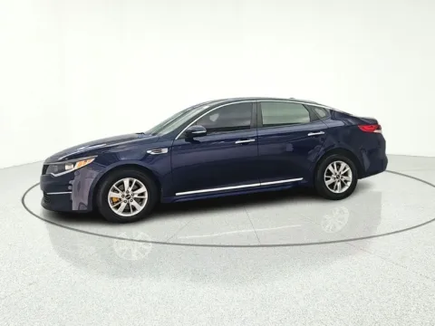 More photos of 2018 Kia Optima LX at CarWise Gurnee, IL