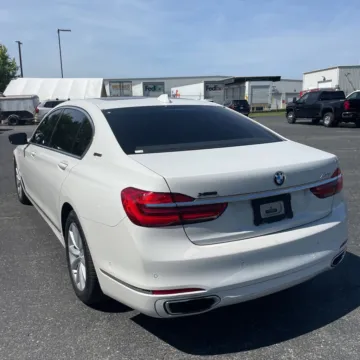 Photos of 2018 BMW 7 Series 740e xDrive iPerformance for sale in Gurnee, IL at CarWise Gurnee