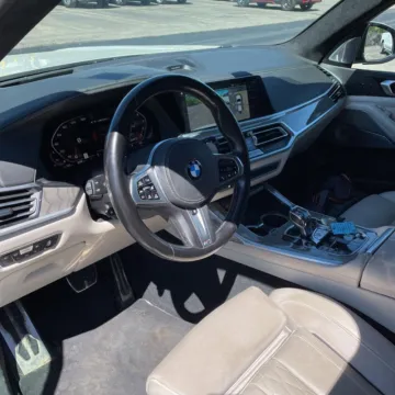 Another view of 2021 BMW X7 M50i for sale in Gurnee, IL at CarWise Gurnee