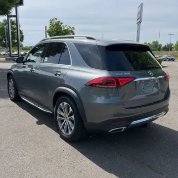 Photos of 2021 Mercedes-Benz GLE 350 for sale in Gurnee, IL at CarWise Gurnee