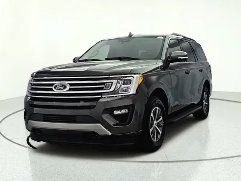 Photos of 2020 Ford Expedition XLT for sale in Gurnee, IL at CarWise Gurnee