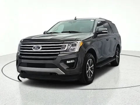 Photos of 2020 Ford Expedition XLT for sale in Gurnee, IL at CarWise Gurnee