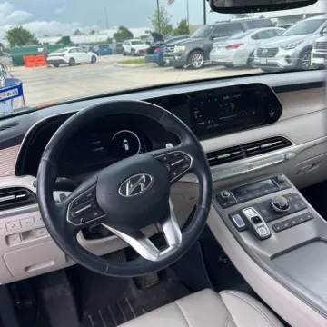 Another view of 2021 Hyundai Palisade Limited for sale in Gurnee, IL at CarWise Gurnee