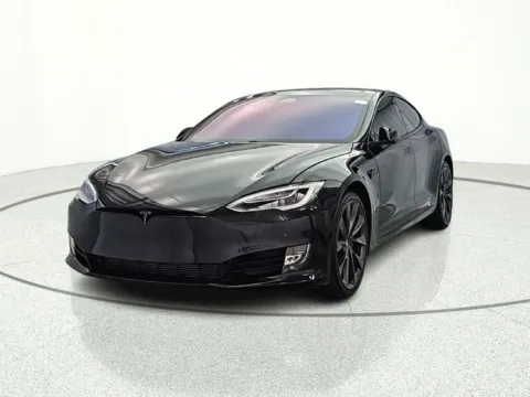 Photos of 2018 Tesla Model S 75D for sale in Gurnee, IL at CarWise Gurnee