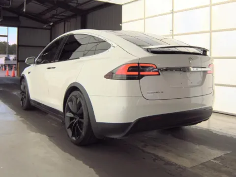 Photos of 2017 Tesla Model X 90D for sale in Gurnee, IL at CarWise Gurnee