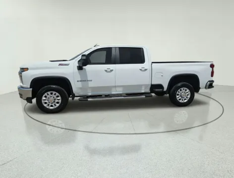 More photos of 2023 Chevrolet Silverado 2500HD LT at CarWise Gurnee, IL