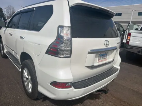 Photos of 2018 Lexus GX 460 for sale in Gurnee, IL at CarWise Gurnee