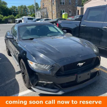 Black 2017 Ford Mustang GT for sale in Gurnee, IL