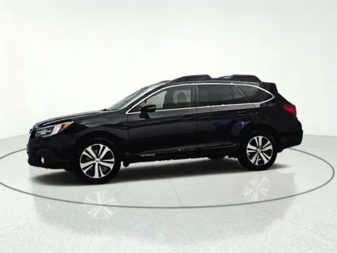 More photos of 2019 Subaru Outback 3.6R at CarWise Gurnee, IL