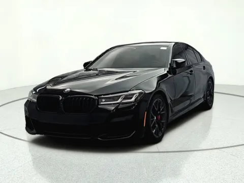 Photos of 2021 BMW 5 Series M550i xDrive for sale in Gurnee, IL at CarWise Gurnee