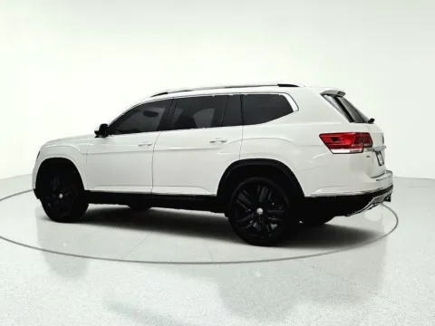 More photos of 2019 Volkswagen Atlas SEL Premium at CarWise Gurnee, IL