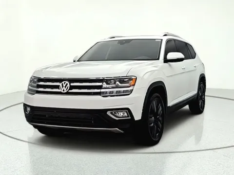 Photos of 2019 Volkswagen Atlas SEL Premium for sale in Gurnee, IL at CarWise Gurnee