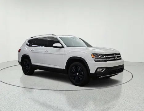 Another view of 2019 Volkswagen Atlas SEL Premium for sale in Gurnee, IL at CarWise Gurnee