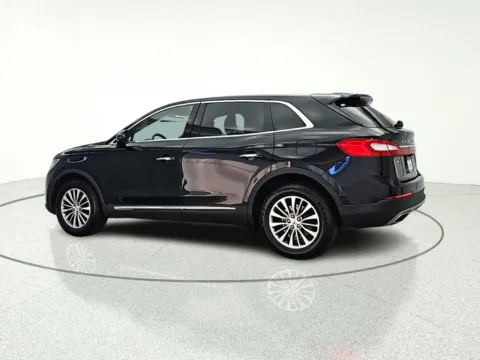 More photos of 2016 Lincoln MKX Select at CarWise Gurnee, IL
