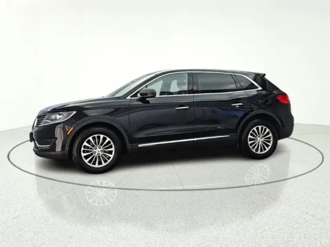 Another view of 2016 Lincoln MKX Select for sale in Gurnee, IL at CarWise Gurnee