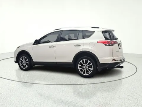 More photos of 2018 Toyota RAV4 Limited at CarWise Gurnee, IL