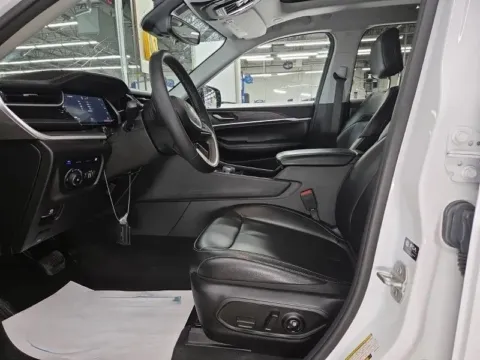 Another view of 2023 Jeep Grand Cherokee 4xe for sale in Gurnee, IL at CarWise Gurnee