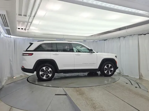 Another view of 2023 Jeep Grand Cherokee 4xe for sale in Gurnee, IL at CarWise Gurnee