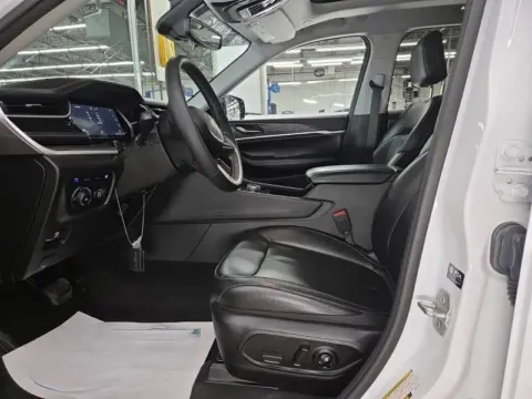 Another view of 2023 Jeep Grand Cherokee 4xe for sale in Gurnee, IL at CarWise Gurnee