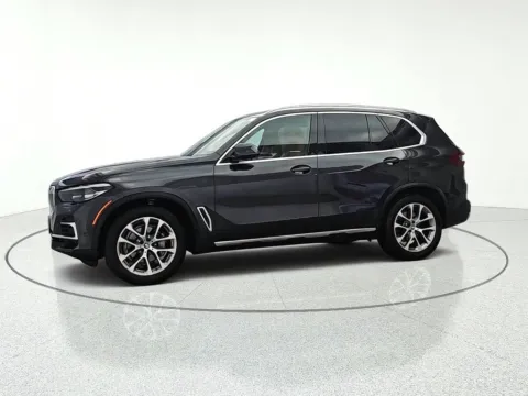 Another view of 2022 BMW X5 xDrive40i for sale in Gurnee, IL at CarWise Gurnee