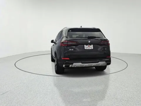 More photos of 2022 BMW X5 xDrive40i at CarWise Gurnee, IL