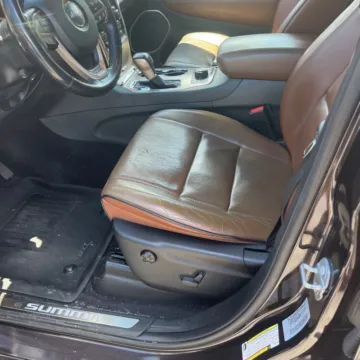 Another view of 2017 Jeep Grand Cherokee Summit for sale in Gurnee, IL at CarWise Gurnee
