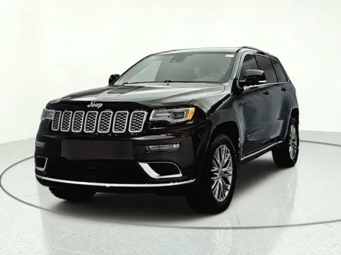 Photos of 2017 Jeep Grand Cherokee Summit for sale in Gurnee, IL at CarWise Gurnee