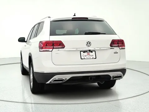 More photos of 2018 Volkswagen Atlas SEL at CarWise Gurnee, IL