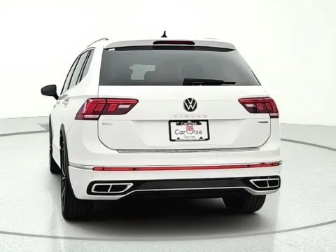 More photos of 2022 Volkswagen Tiguan 2.0T SEL R-Line at CarWise Gurnee, IL