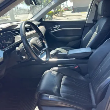 Another view of 2019 Audi e-tron Prestige for sale in Gurnee, IL at CarWise Gurnee