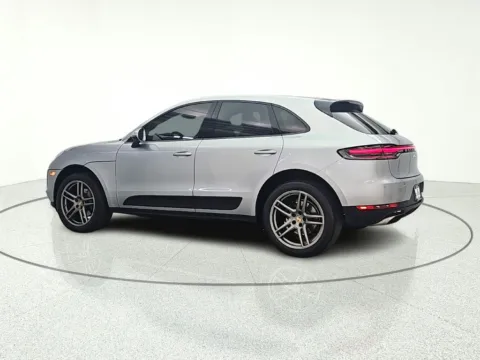 More photos of 2019 Porsche Macan at CarWise Gurnee, IL