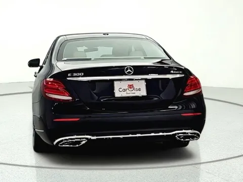 More photos of 2017 Mercedes-Benz E-Class E 300 at CarWise Gurnee, IL